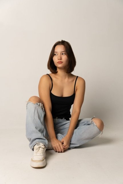 Vertical Image 2